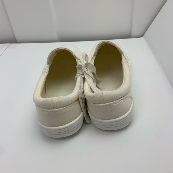 NWT Crewcuts Kids Slip On Canvas Sneakers Off White Size K3 3 Little Kids - Picture 7 of 9